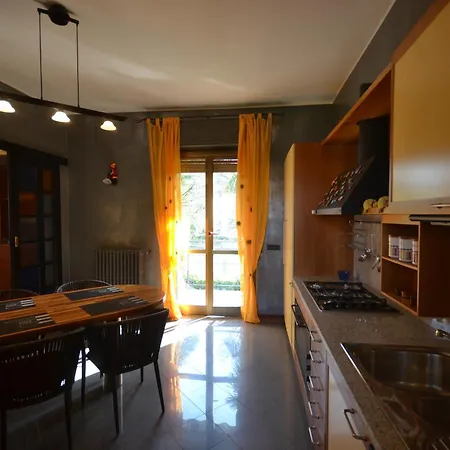Samsara Casa Indipendente, Con Giardino Privato E Box * Mozzate