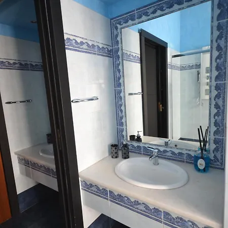 Samsara Casa Indipendente, Con Giardino Privato E Box Mozzate