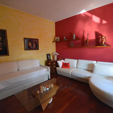 Holiday home Samsara Casa Indipendente, Con Giardino Privato E Box